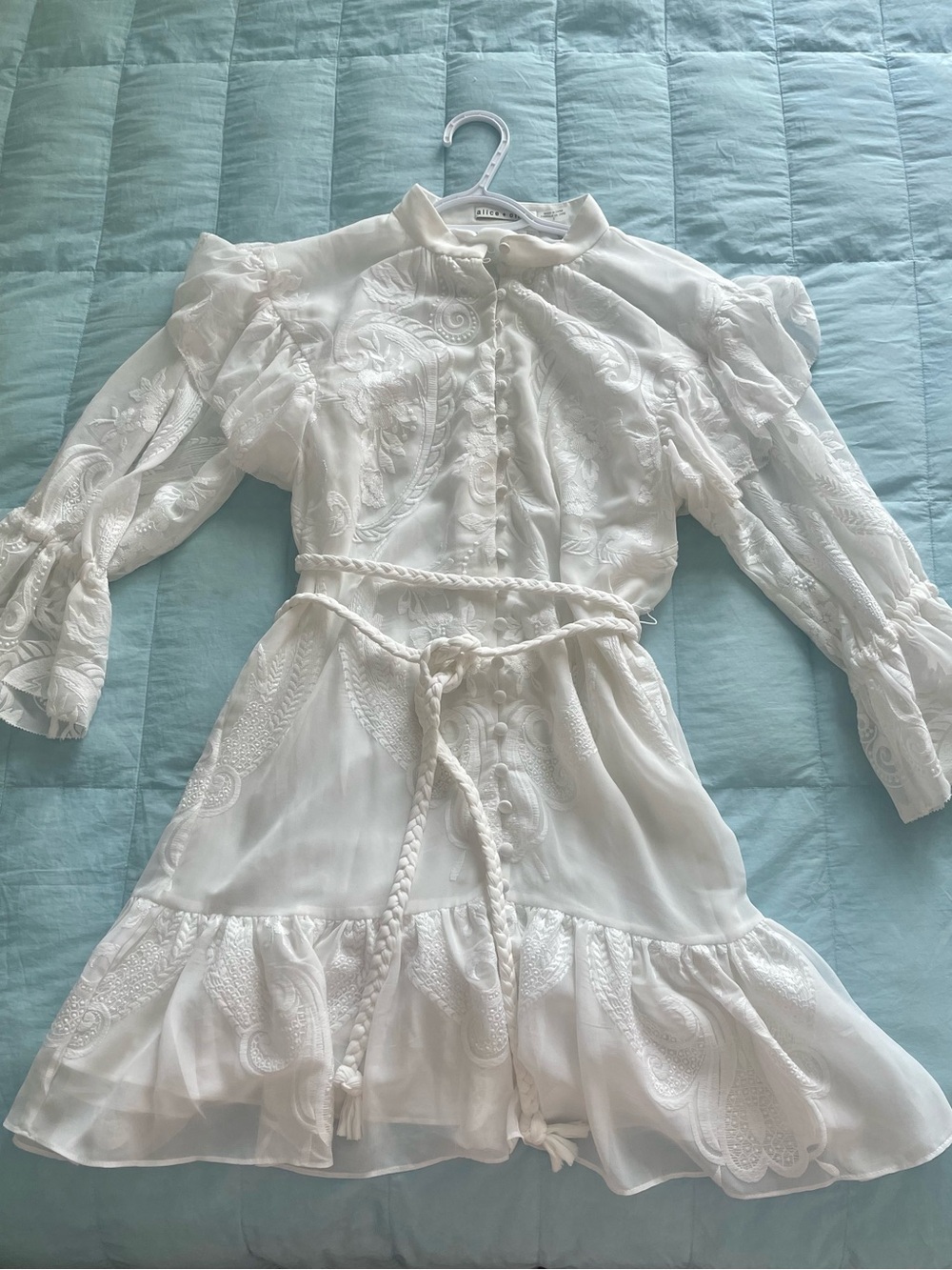 Alice + Olivia White Embroidered Button-Front Dress in size 2